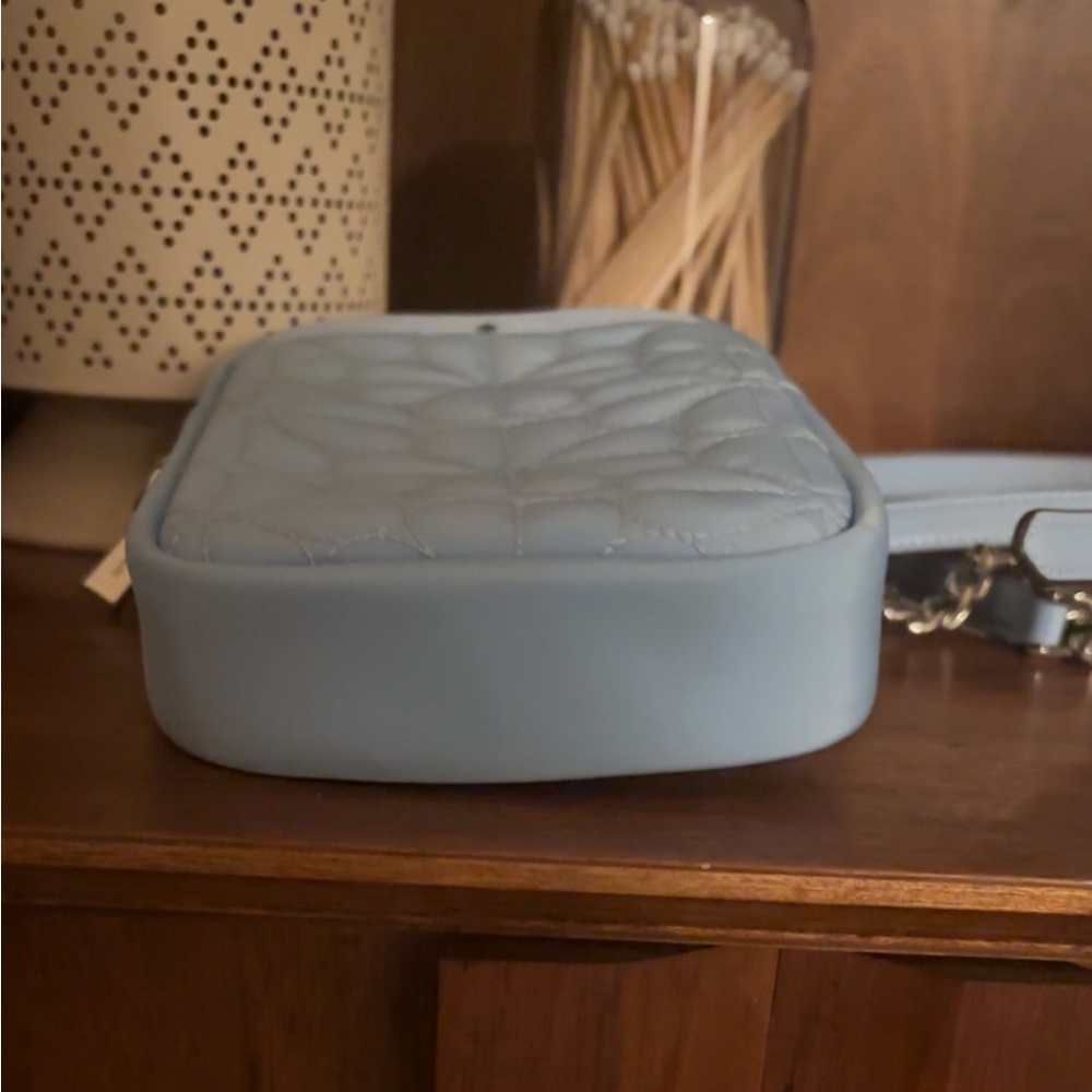 Kate Spade Spade Flower Quilted Fabric Phone Crossbody Bag in Montauk Blue - Picture 5 of 7